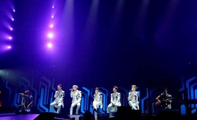 SHINee日本演唱会演唱BoysMeetU‍、LUCKY STAR25首歌曲,影视