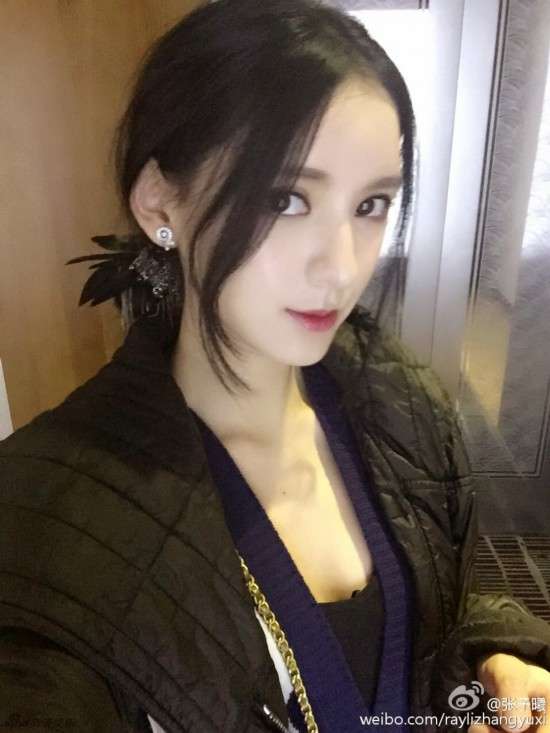 王思聪女友张予曦照片像和Angelababy,影视